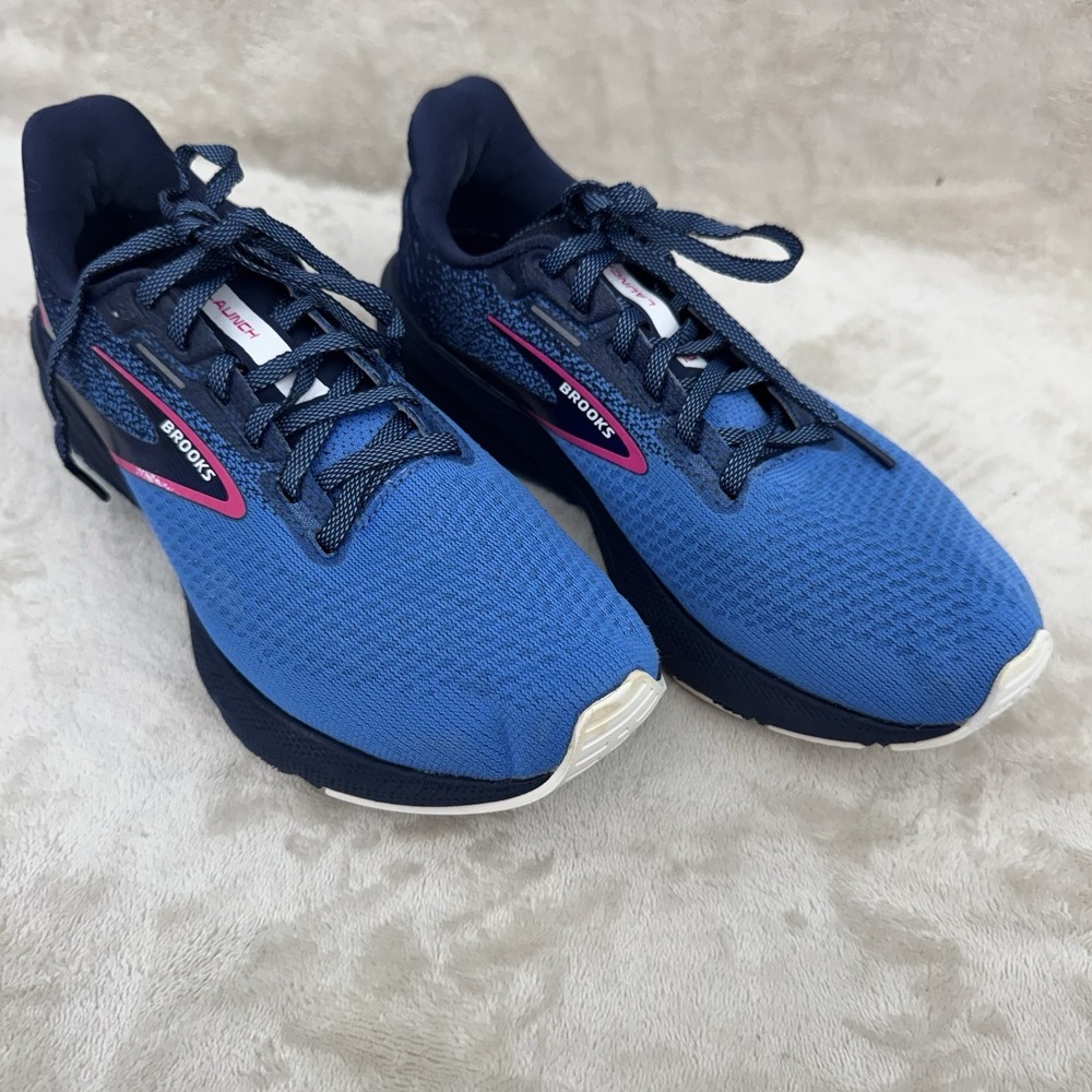 Brooks Launch 10 Women's Running Shoes Blue Pink Size 7 B Athletic Sneakers